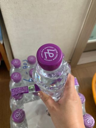 몽베스트 [MONTBEST]위드어스 500mL 20병 — 5점을 준 리뷰어가 2022년 8월 올린 사용 사진