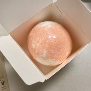 버블데이 아로마/과일 거품 입욕제 — 5점을 준 리뷰어가 2021년 7월 올린 사용 사진