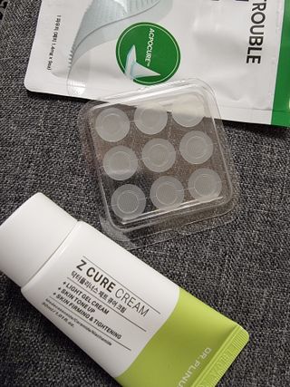 닥터플리너스 제트 큐어 크림 30ml + 제로 트러블 패치 9EA — 4점을 준 리뷰어가 2022년 4월 올린 사용 사진
