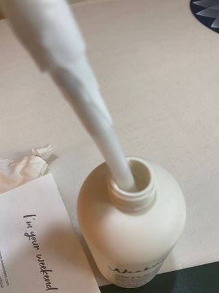 [위켄더스] 끈적임 없이 수분감을 채워주는 핸드& 바디로션 1종 랜덤발송 — 1점을 준 리뷰어가 2022년 5월 올린 사용 사진