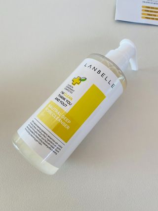 랑벨 내츄럴 딥 포어 클렌저 210ml (저자극 약산성 천연 클렌징 젤) — 5점을 준 리뷰어가 2022년 10월 올린 사용 사진