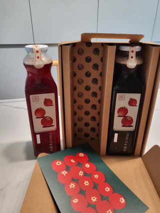 [바이윙클] 페르시아 유기농 석류 착즙주스 750ml 2병 + 선물박스 세트 — 4점을 준 리뷰어가 2022년 2월 올린 사용 사진