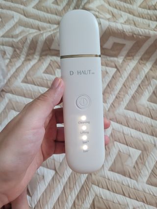 디하우트 랩 4 in 1 갈바닉 아쿠아 워터 필링기 스킨스크러버 — 5점을 준 리뷰어가 2021년 11월 올린 사용 사진