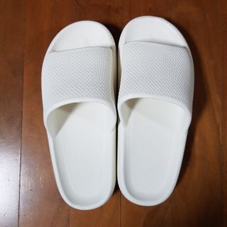 창신리빙 [프랑코 EVA 항균 거실화] 똑똑한 정리 수납 — 5점을 준 리뷰어가 2021년 2월 올린 사용 사진