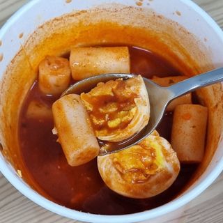 나우  [요리궁리] 매콤달콤 꽃떡볶이 6개입 세트 — 5점을 준 리뷰어가 2025년 1월 올린 사용 사진