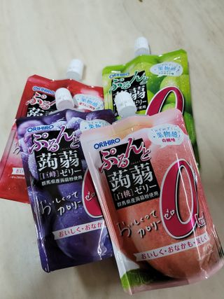 ORIHIRO 오리히로 곤약젤리 제로칼로리 130g 4종 4팩(맛별로 1팩씩) — 5점을 준 리뷰어가 2023년 1월 올린 사용 사진