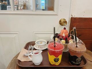 카페 더달달 [카페더달달 ] 빙수 택 1 + 음료 2잔 + 마카롱2개 — 4.5점을 준 리뷰어가 2021년 6월 올린 사용 사진