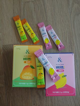 비타앤C 레몬맛, 망고맛 — 5점을 준 리뷰어가 2021년 5월 올린 사용 사진