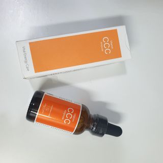 더마 사이언스 비타민 CCC 앰플 기미 브라이트닝 세럼 30ml — 5점을 준 리뷰어가 2021년 8월 올린 사용 사진