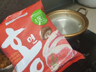 [풀무원] 자연은맛있다 정면, 백면, 홍면  세트 — 5점을 준 리뷰어가 2021년 4월 올린 사용 사진