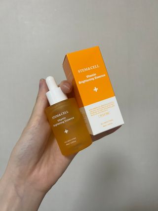 체르엠 스템앤셀 비타민 브라이트닝 에센스 30ml 1개 — 5점을 준 리뷰어가 2022년 3월 올린 사용 사진