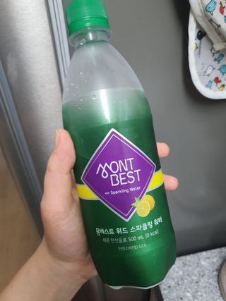 몽베스트 Montbest with Sparkling water Lemon OR Lime 20병(랜덤) — 5점을 준 리뷰어가 2022년 9월 올린 사용 사진