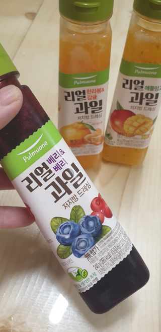 [풀무원] 리얼 과일  저지방 드레싱 240g 3종 — 5점을 준 리뷰어가 2021년 2월 올린 사용 사진