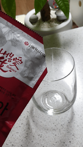 서울약사신협_내몸애생발란스아로니아_70ml x 30포 — 5점을 준 리뷰어가 2021년 6월 올린 사용 사진