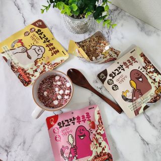 스낵스 와그작후루룩 3종_카카오2봉+아몬드2봉+딸기2봉 (총 6봉) — 5점을 준 리뷰어가 2024년 2월 올린 사용 사진