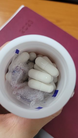 프리마인 성큼다가온 봄, 이너뷰티를 챙겨야 피부도 화사하게, 컨디션도 활기차게. 흡수율을 높인 고효율 비타민. — 5점을 준 리뷰어가 2023년 1월 올린 사용 사진