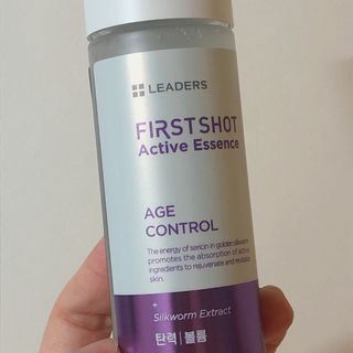리더스코스메틱 리더스 퍼스트 샷 액티브 에센스 에이지 컨트롤 — 5점을 준 리뷰어가 2021년 12월 올린 사용 사진