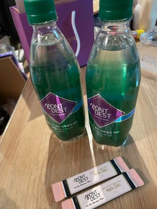 몽베스트 Montbest with Sparkling water Plain 20병 — 5점을 준 리뷰어가 2022년 12월 올린 사용 사진