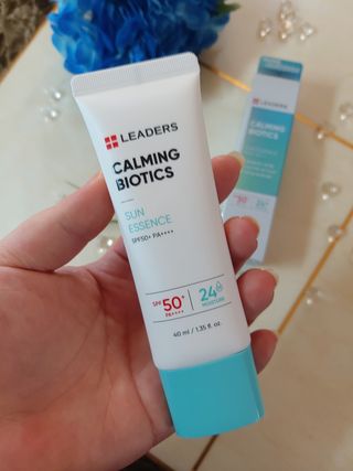 리더스코스메틱 리더스 카밍 바이오틱스 선 에센스 SPF 50+ PA++++ — 5점을 준 리뷰어가 2022년 7월 올린 사용 사진