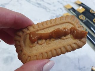 짜먹는 이지견과 짜먹는 이지아몬드, 짜먹는 이지허니피넛, 짜먹는 이지캐슈넛 각 10g X  10포 — 5점을 준 리뷰어가 2021년 4월 올린 사용 사진