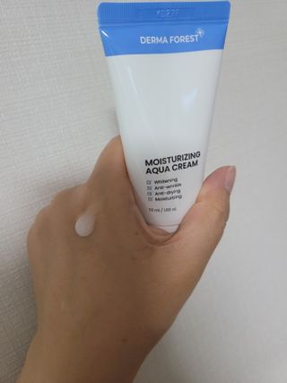 더마포레스트 모이스처라이징 아쿠아크림 / 수분크림 히알루론산 펩타이드 보습 미백 주름개선 — 5점을 준 리뷰어가 2021년 6월 올린 사용 사진