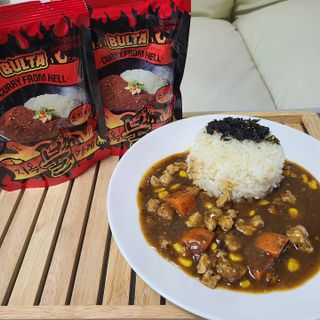불타 지옥불카레 불지옥맛 180g x 3봉 — 5점을 준 리뷰어가 2021년 6월 올린 사용 사진