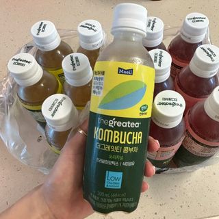 더그레잇티 콤부차 [매일유업] 더그레잇티 44kcal 콤부차 300ml *12개입 (오리지널 6개+베리리치 6개) — 5점을 준 리뷰어가 2023년 7월 올린 사용 사진