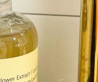 빅그린 안티 헤어로스 탈모 카렌듈라 바이옴 샴푸 500ml (지성두피용) — 5점을 준 리뷰어가 2022년 7월 올린 사용 사진