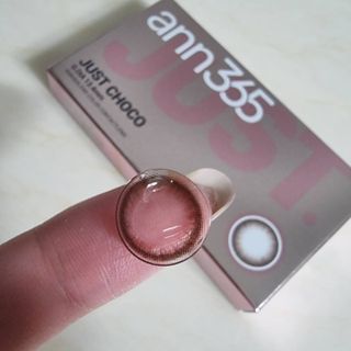 앤365 [ANN365LENS] 저스트 블랙, 초코 2종 중 택일 — 5점을 준 리뷰어가 2021년 11월 올린 사용 사진