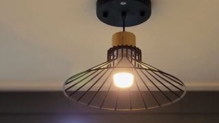 헤이홈 LED전구 화이트 스마트 전구 wifi 연결 스마트폰 연동 음성제어 원격제어 — 5점을 준 리뷰어가 2021년 5월 올린 사용 사진