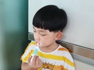 [오라덴스] 99.9 항균 칫솔모_키즈 진동칫솔 2,3단계 중 택 1 — 5점을 준 리뷰어가 2021년 7월 올린 사용 사진
