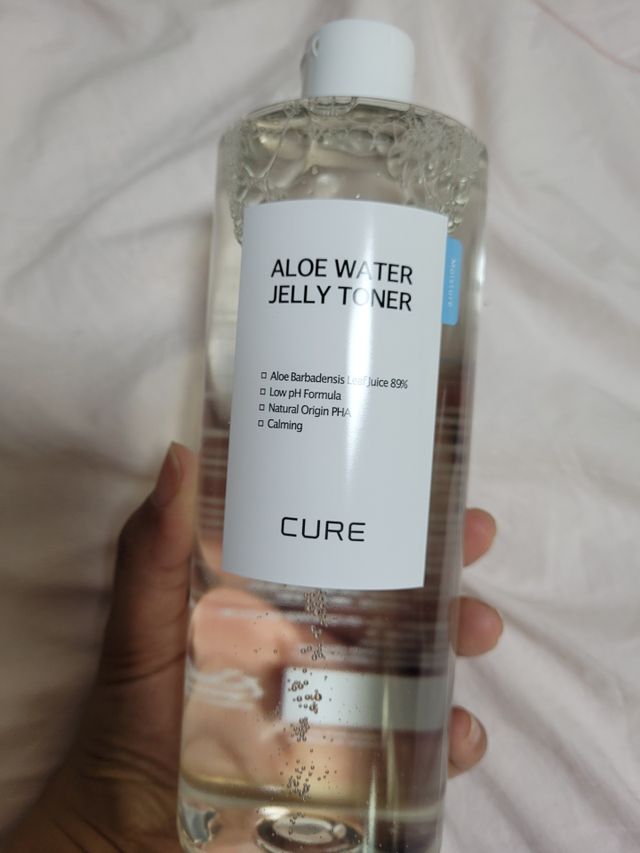 큐어 알로에 워터 젤리 토너 500ml 리뷰 사진