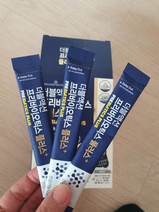 메이준뉴트리 더블액션 프리바이오틱스 플러스+ — 5점을 준 리뷰어가 2021년 3월 올린 사용 사진