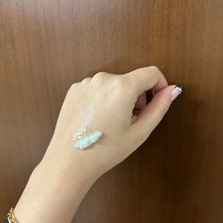 랑벨 랑바이오 블랙 시카 크림 50ml(블랙비 프로폴리스, 시카 4종, 판테놀 10 함유) — 5점을 준 리뷰어가 2023년 2월 올린 사용 사진
