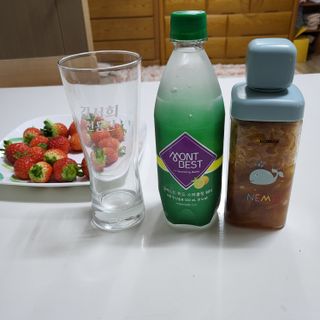 몽베스트 Montbest with Sparkling water Lemon OR Lime 20병(랜덤) — 5점을 준 리뷰어가 2023년 1월 올린 사용 사진