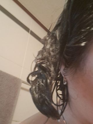 프리마인 더이상 뻣뻣하고 효과없는 탈모샴푸는 NO. 근본부터 케어하는 셀베이스 그린티샴푸(500ml) — 5점을 준 리뷰어가 2023년 5월 올린 사용 사진