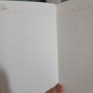 응원과 위로가 필요한 당신에게  리훈 하고싶은말 스터디 플래너 — 5점을 준 리뷰어가 2021년 5월 올린 사용 사진