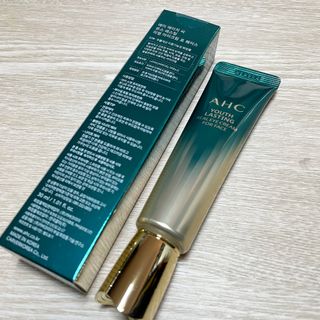 [NEW 탄력유턴 아이크림] AHC 유스 래스팅 리얼 아이크림 포 페이스 — 5점을 준 리뷰어가 2021년 3월 올린 사용 사진