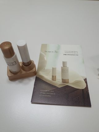 더사가오브수 [사가수] 효혜윤 보태니컬 에너지 에센스인로션 20ml /아이포올 스틱 3g — 5점을 준 리뷰어가 2023년 2월 올린 사용 사진