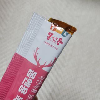 [몸엔용] 녹용 담은 탱탱 콜라겐 녹용 콜라겐 젤리 15g x 20포 — 5점을 준 리뷰어가 2022년 4월 올린 사용 사진