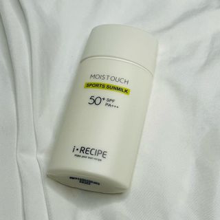 아이레시피 모이스트터치 스포츠 선밀크 50ml (SPF50+ PA+++) — 2.5점을 준 리뷰어가 2023년 6월 올린 사용 사진