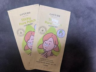 세뚜아(Cettua) 세뚜아 스티키 포어 패치 Cettua Sticky Pore Patch — 3점을 준 리뷰어가 2023년 9월 올린 사용 사진