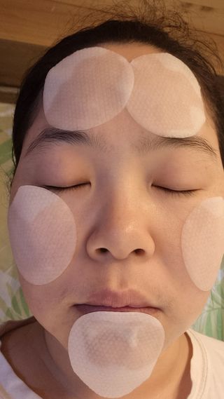 산다화 비타민씨 화이트닝 토너 패드 — 4점을 준 리뷰어가 2023년 6월 올린 사용 사진