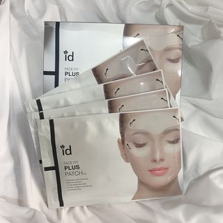 아이디플라코스메틱 아이디 페이스핏 플러스 패치 v2 — 4점을 준 리뷰어가 2021년 4월 올린 사용 사진