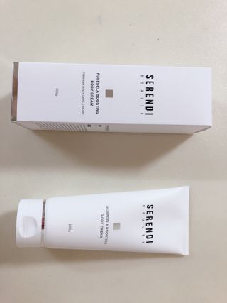세렌디뷰티 퓨어델라 부스팅 바디크림 — 4.5점을 준 리뷰어가 2021년 7월 올린 사용 사진