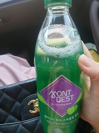 몽베스트 Montbest with Sparkling water Lime20병 — 5점을 준 리뷰어가 2021년 10월 올린 사용 사진
