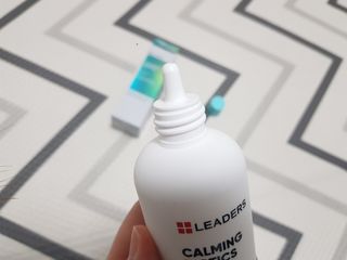 리더스코스메틱 리더스 카밍 바이오틱스 에센스 워터 — 5점을 준 리뷰어가 2021년 3월 올린 사용 사진