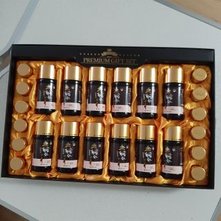 서울약사신협_프리미엄황삼골드_3.75g x 12환+75mgx12병 — 5점을 준 리뷰어가 2021년 1월 올린 사용 사진