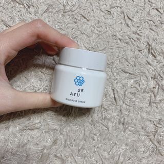AYU25[아유트웬티파이브]다마스크로즈워터 베이스 천연 수분 촉촉 크림 — 4점을 준 리뷰어가 2021년 4월 올린 사용 사진
