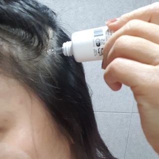 빅그린 카렌듈라(지성두피용)&시카(중건성두피용)탈모샴푸500ml-택1,빅그린 프리미어바이옴탈모앰플팩 60ml — 5점을 준 리뷰어가 2022년 12월 올린 사용 사진